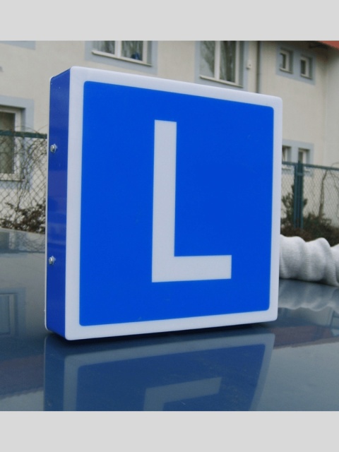 Kaseton, emblemat, plafon "L" na autobusy i samochody ciężarowe